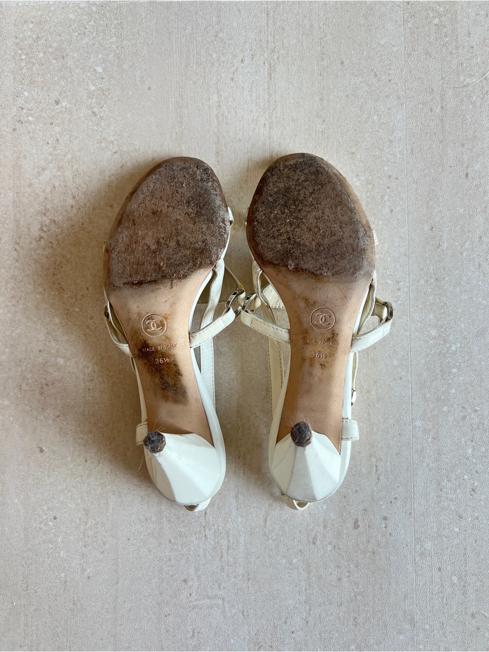 Vintage Chanel White Slingback Studded Sandals with Box - Picture 7 of 10